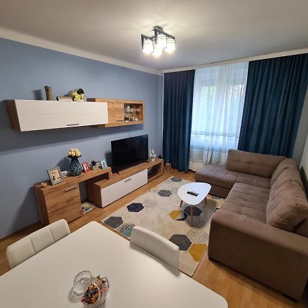 Best Apartment Хунедоара Экстерьер фото