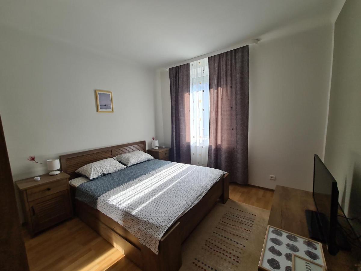 Best Apartment Хунедоара Экстерьер фото