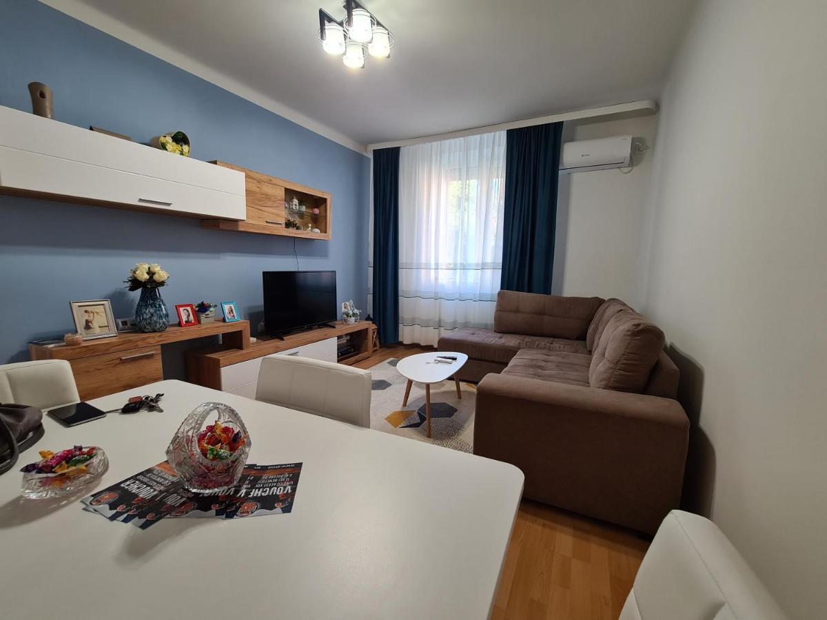 Best Apartment Хунедоара Экстерьер фото